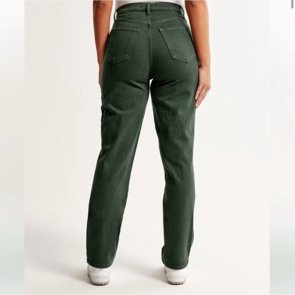 Abercrombie 90’s Straight Ultra High Rise Curve Love size 25/0 Short in Green - Picture 7 of 10